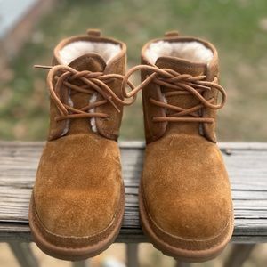 Chestnut UGG Neumel chukka